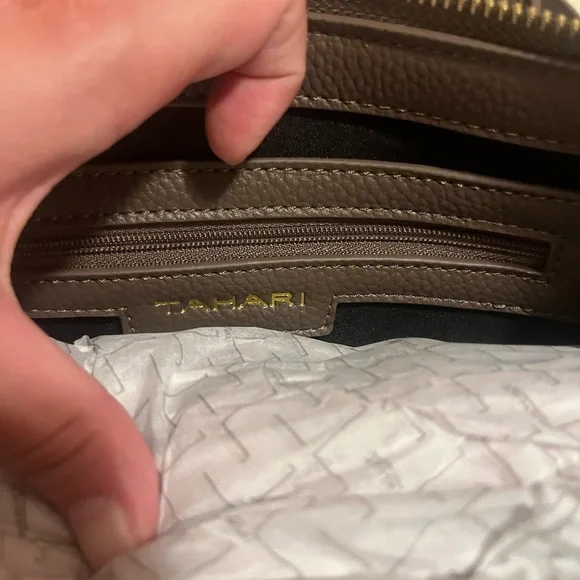 NWOT Tahari Brown Handbag/ Shoulder Bag - Picture 3 of 4